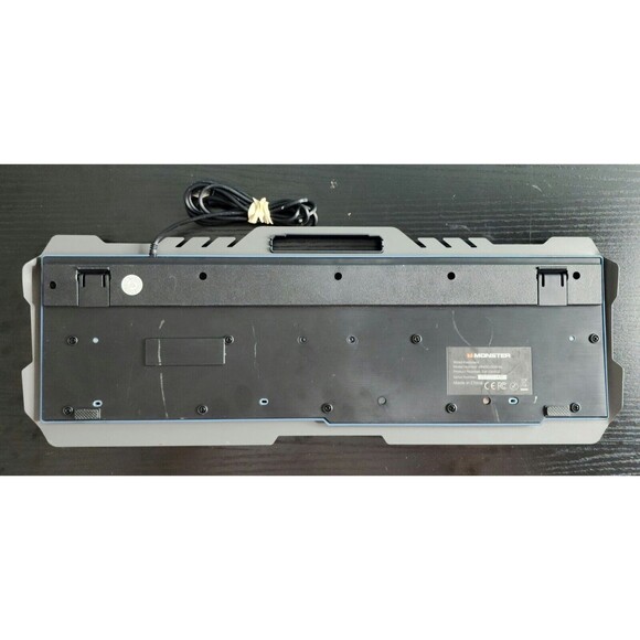 Monster Wired Gaming Keyboard SW-GK802 Colorful Lights MNGK100B-BL - Picture 3 of 4